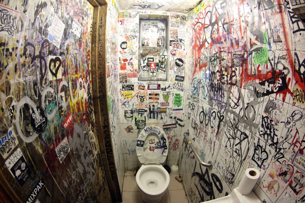 toilet